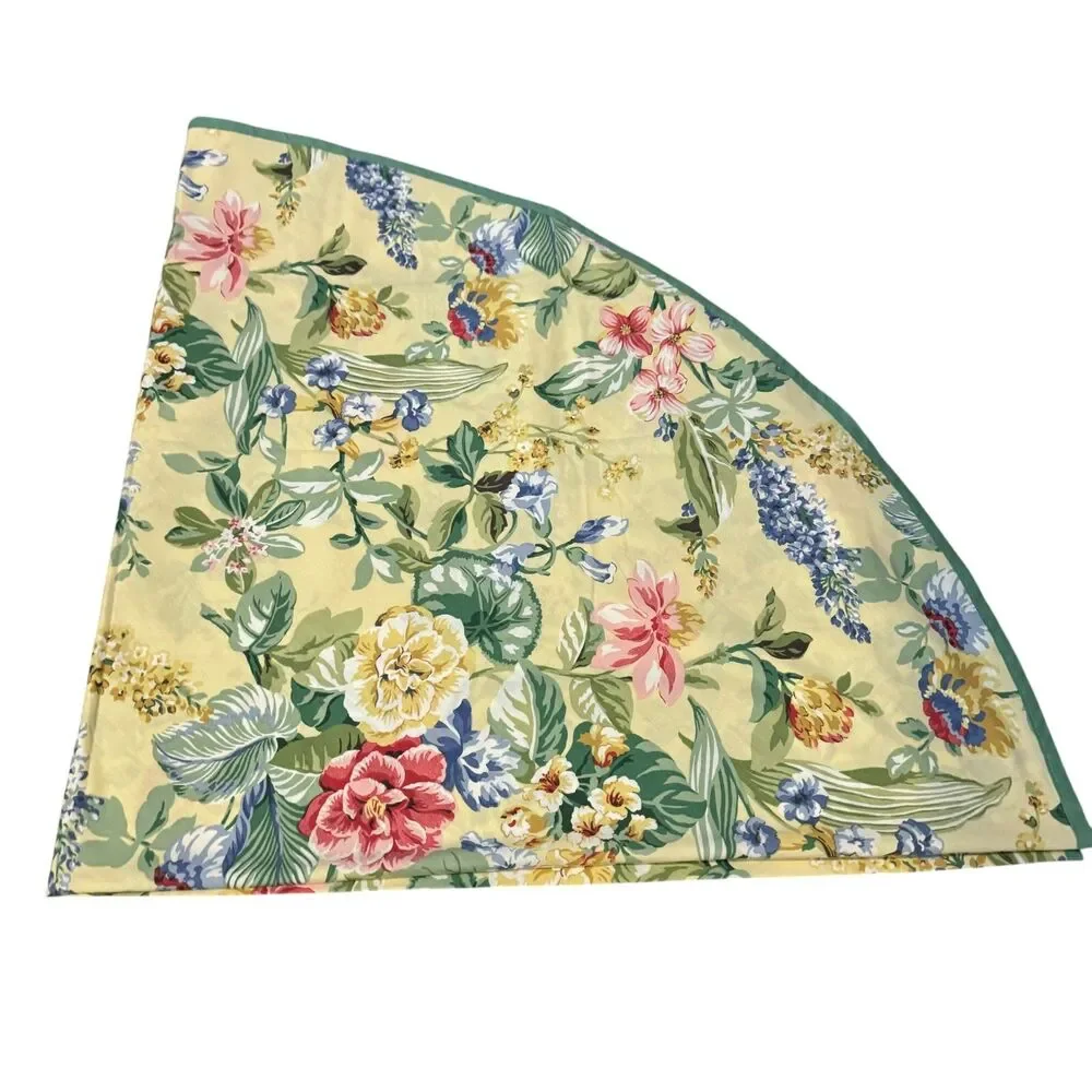 Thomasville Tablecloth 70 x 66